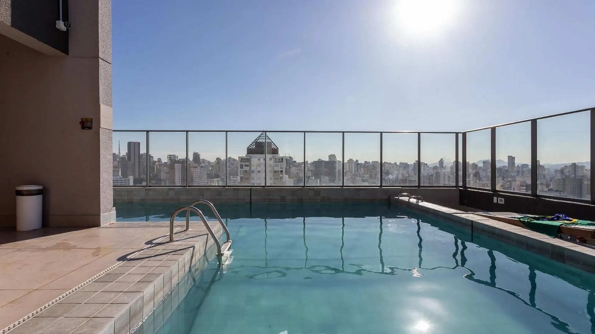 Thk - Predio C/ Piscina No Bairro Republica Em Sp Apartment Sao Paulo